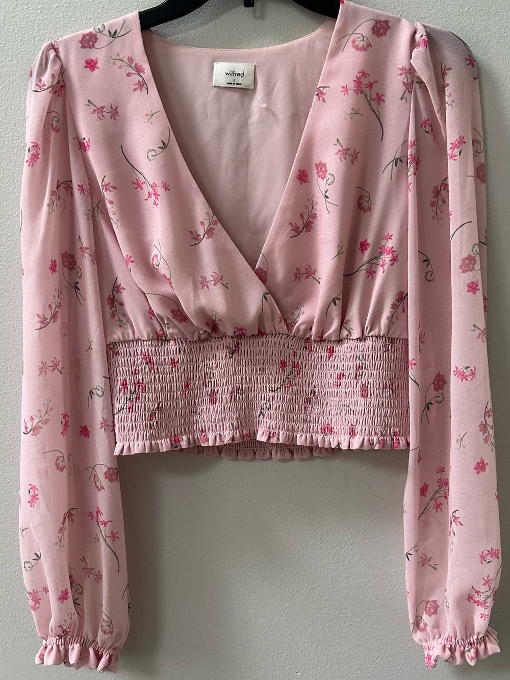 Aritzia Wilfred Wistful Smocked Floral Crop Blouse Pink Small